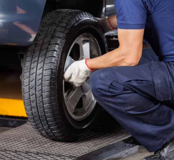 Auto Flat Tire Repair in Detroit, MI