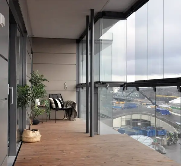 Balcony Glass Service in Lakewood Ranch, FL