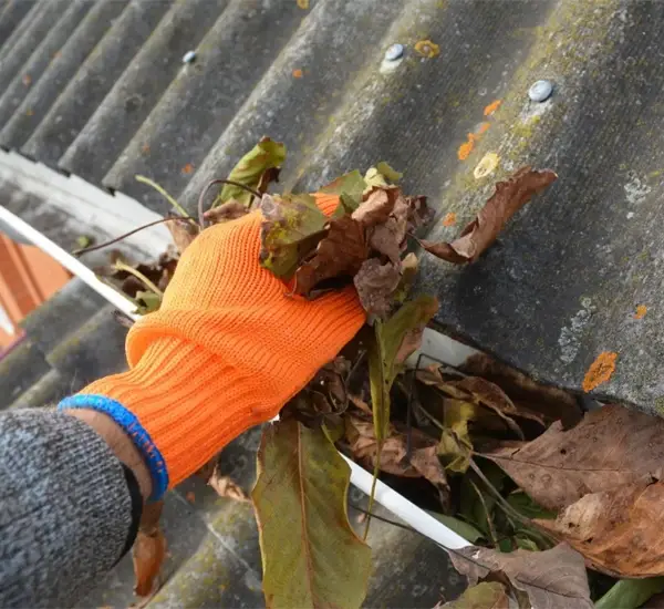 Professional Gutter Cleaning Service in Edmond, OK