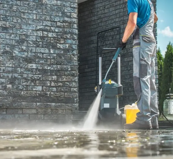 Pressure Washing Service in Zachary, LA