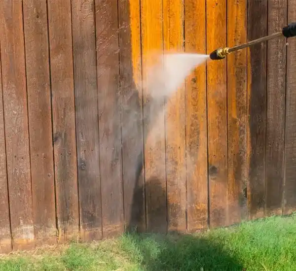 Fence Cleaning in Alpharetta, GA