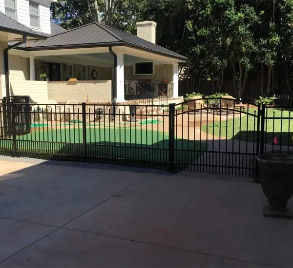 Aluminum Fence Installation in Harrisburg NC