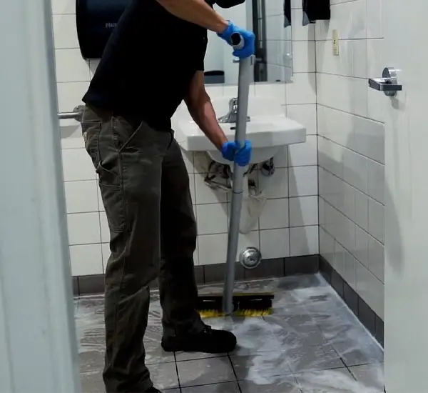 Restroom Cleaning Service in Winchester CA