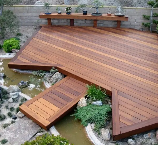 Modern Deck Design in Elkhorn, NE