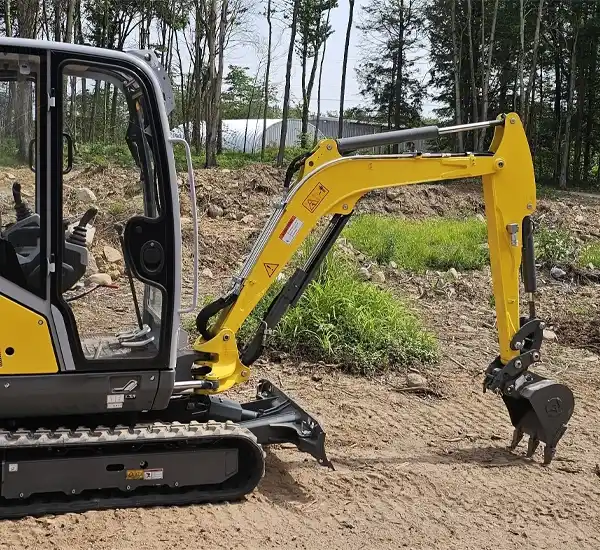 Rent Mini Excavator in Exeter, CA