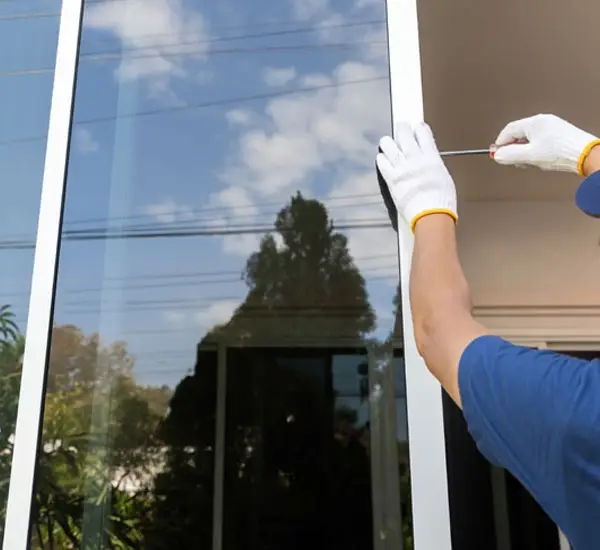Residential Window Glass Repair in Naperville, IL
