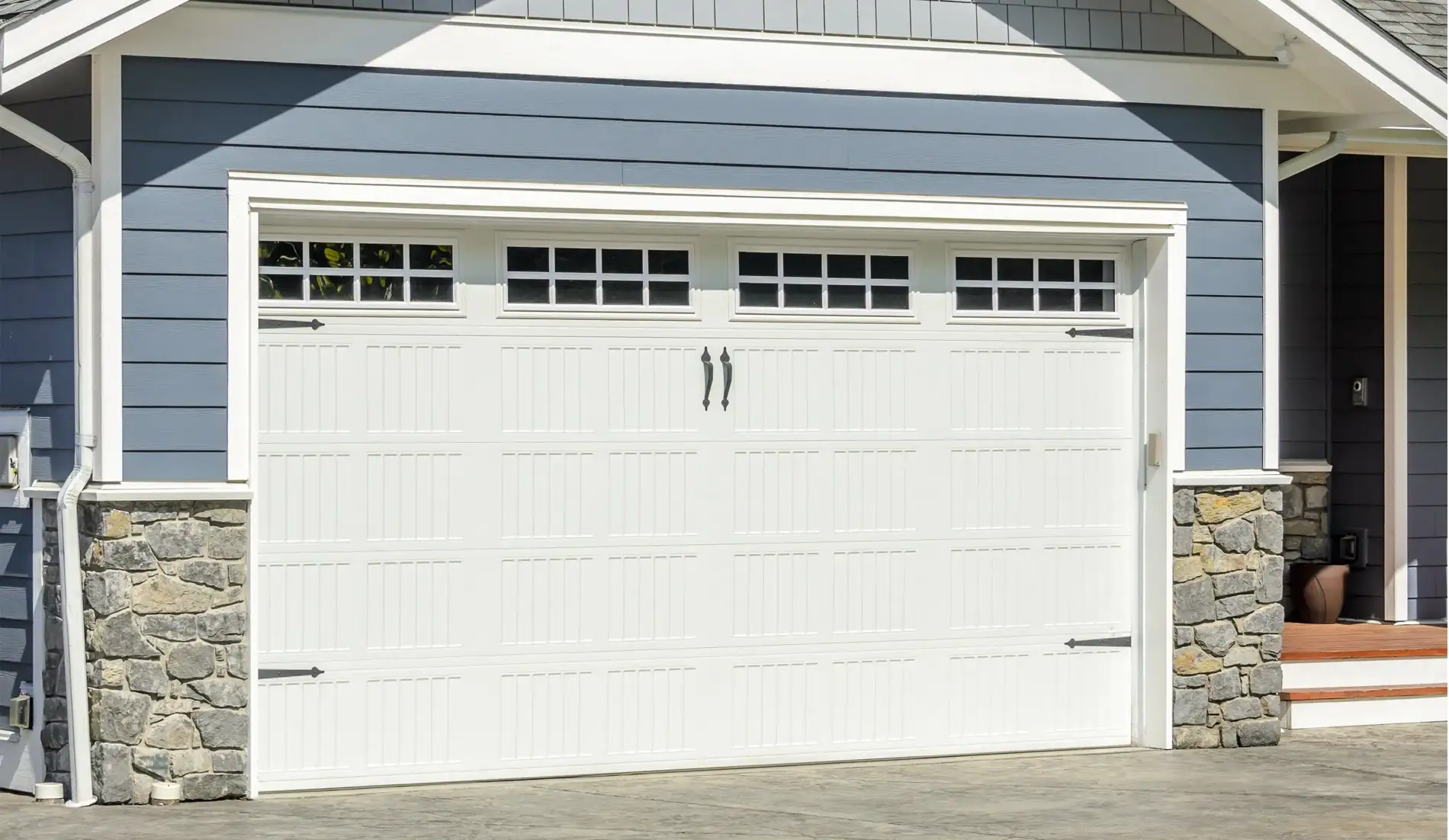 Garage Door Services in Gainesville, VA