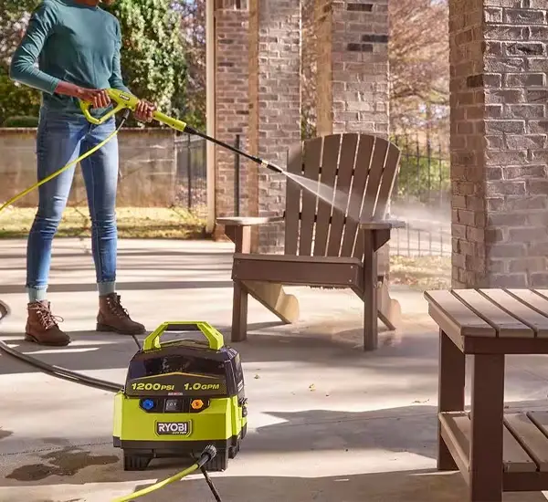 Outdoor Furniture Cleaning in Fort Lauderdale, FL