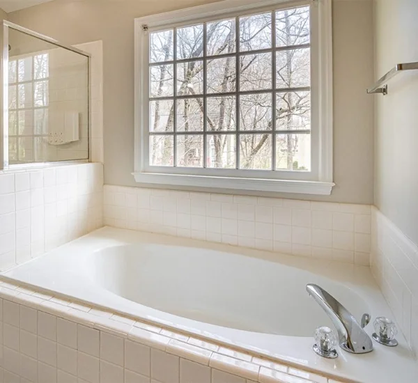 Bathtub Refinishing Services in Norfolk, VA