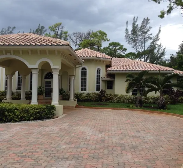 24/7 Driveway Cleaning in Boca Raton, FL