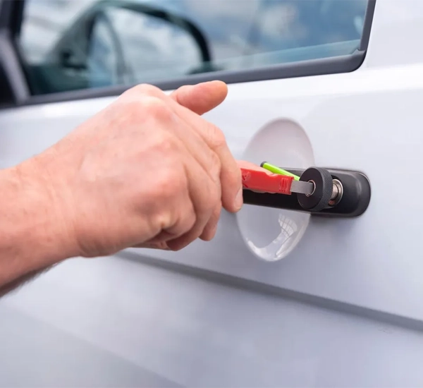 Locked Vehicle Lockout Service in Aventura, FL